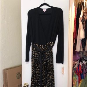 Lularoe DeAnne Elegant Collection Wrap Dress